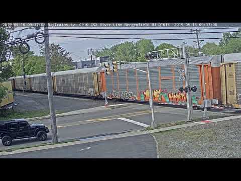 5- 15-2019 09:35 nb auto rack CSX 3077, 3018 Q253