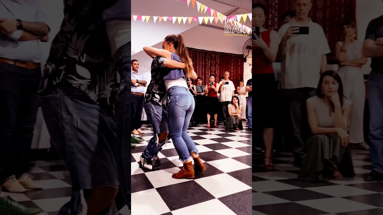 Cecilia Garcia y Serkan Gokcesu. Dios Momo (O.t. Victor) Muestra de clase en Tango Bar. Nov24