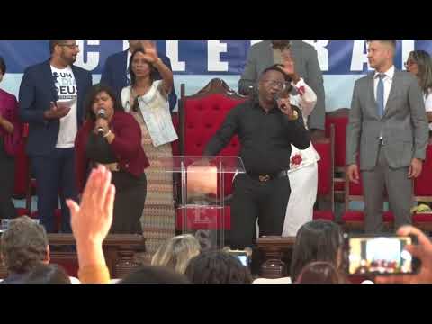 Muro de Fogo - Não sou celebridade, passa Jesus