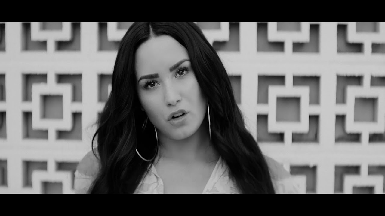 Clean Bandit ft. Demi Lovato — Solo (Acoustic Version)