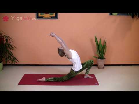 Halbmond   Anjaneyasana