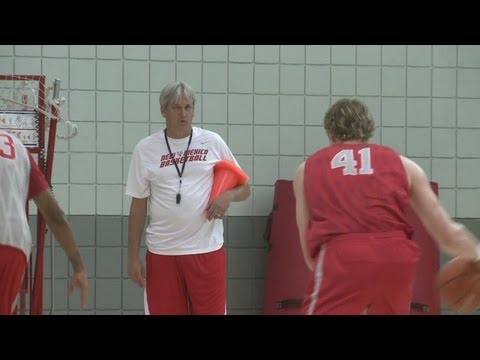 Craig Neal's Lobos picked first