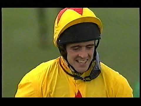 2004 Queen Mother Champion Chase Azertyuiop Includes Enclosure