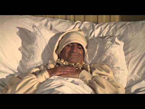 Louis de Funès: La folie des grandeurs (1971) - Monseignor, il est l'or, l'or de se réveiller