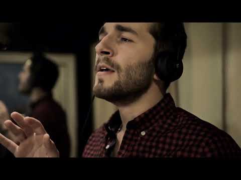 "SLEEPING BEAUTY", music: DIMITRIS MARAMIS, lyrics: SOTIRIS TRIVIZAS, vocal: THODORIS VOUTSIKAKIS