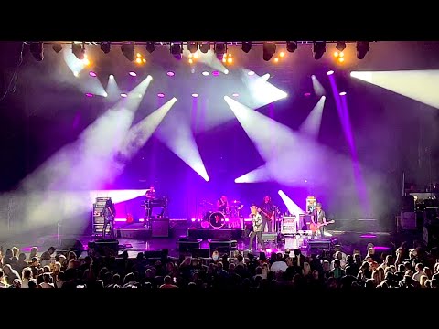 Billy Idol “Dancing With Myself” (LIVE) @ the St. Augustine Amphitheater 4/25/2023