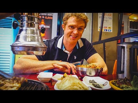 Viagem à Coreia do Sul COMEÇA AGORA! | Churrasco Coreano em Seul comendo Samgyeopsal (삼겹살)