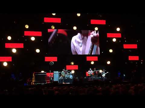 James Bay Eric Clapton’s crossroads festival