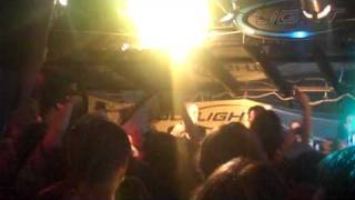 World Inferno-Me And The Mad Monkettes