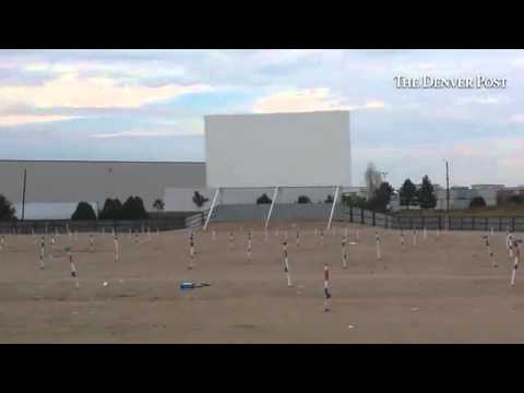 88 Drive-In vs @CommerceCityCO http://www.denverpost.com/news/ci_26275480/88-drive-theatre-faces-off