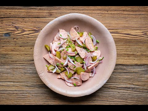 Bayerischer Wurstsalat Rezept Video -  Bavarian Sausage Salad Recipe Video