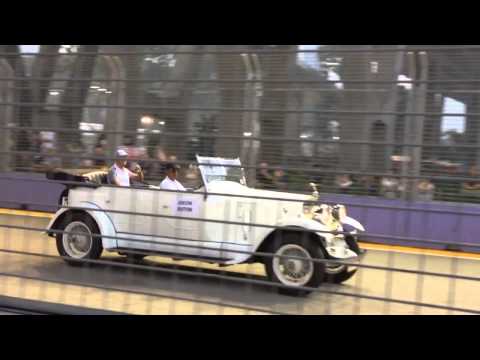 2014 F1 Singapore GP Drivers Parade