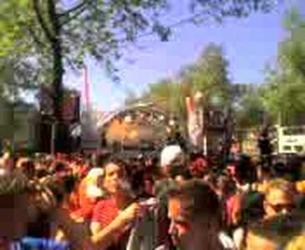 Sleazy (Veron and Praia del Sol)