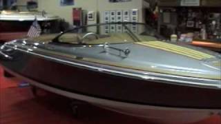 preview picture of video 'Chris Craft Silver Bullet'