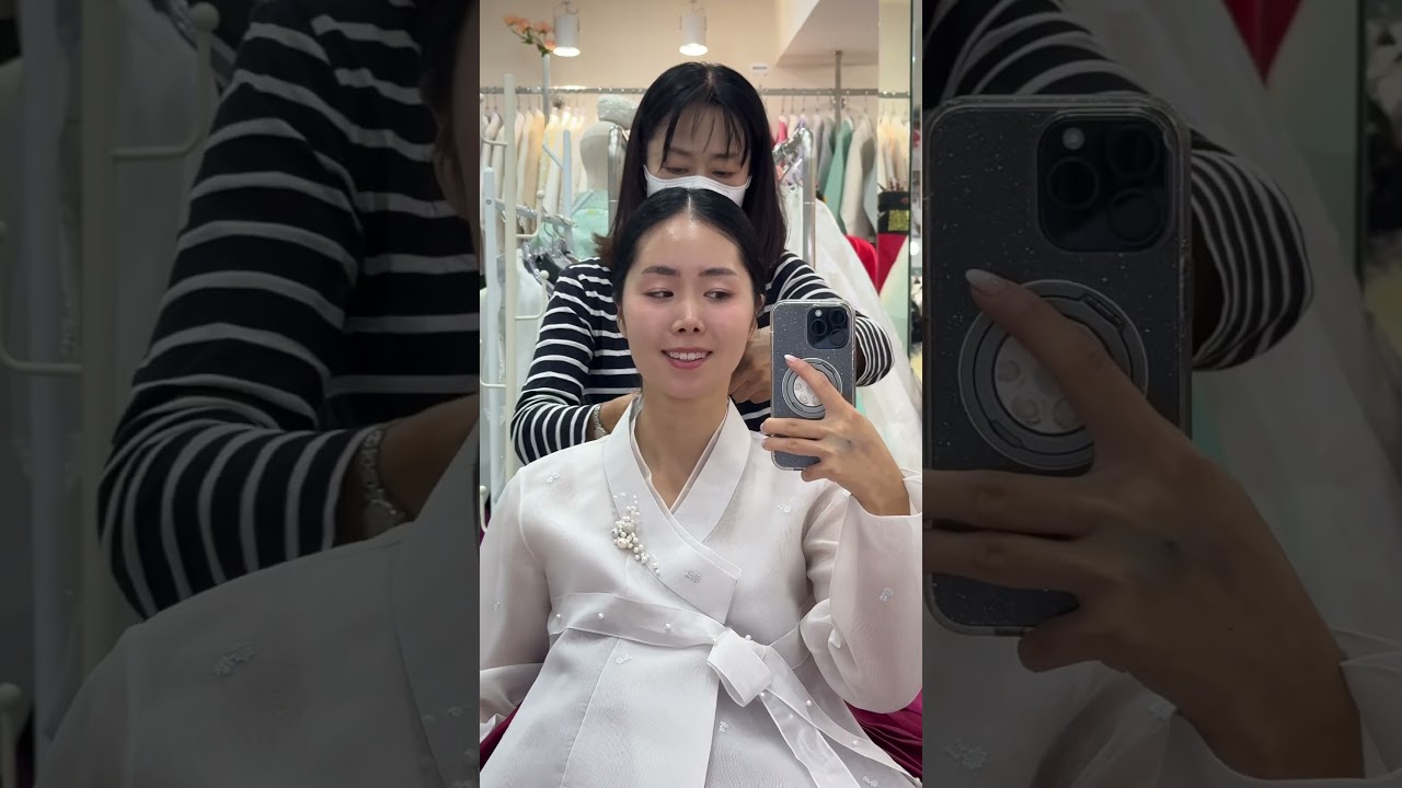 I Got A Joseon Dynasty Photoshoot in Korea! #hanbok #seoul #koreatravel #traditional