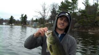 preview picture of video 'Largemouth Bass Fishing in Upstate New York'