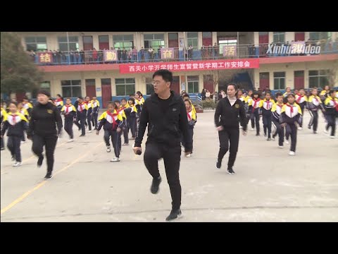 This Teacher Uses Dance Moves to Motivate His Students