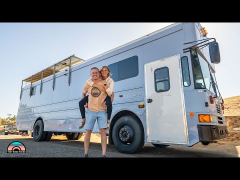 DIY Skoolie w/ 25" Roof Raise - Apartment On Wheels