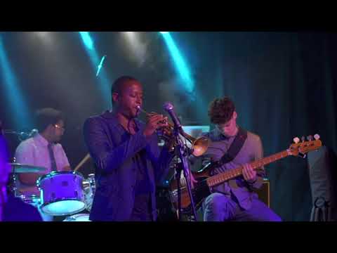 Lee Hogans & Pursuance @ Groove NYC - "Use Me"