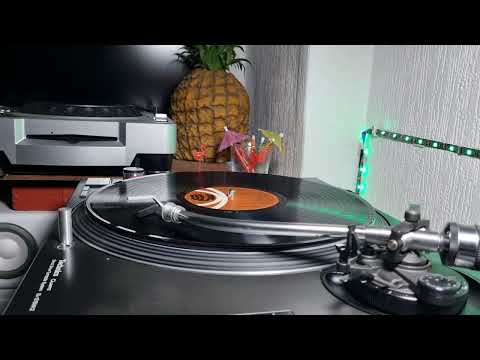 36. Chequers - Rock on Brother - 43 Superstars - K Tel - 1976