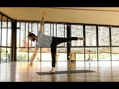 Smooth Flowing Yoga Practice | Yoga with Patrick Beach