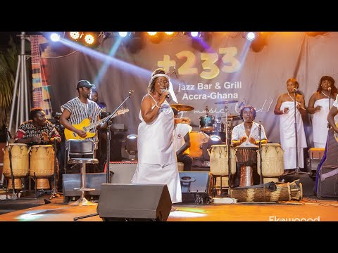 LEGENDARY NAA AMANUA OF WULOMEI FAME AND THE EKN BIG BOYZ ON HOURLY JAM.