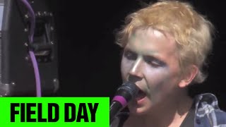 Pond - Whatever Happened To The Million Head Collide | Field Day 2014 | FestivoTV