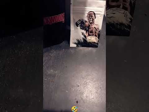 😭