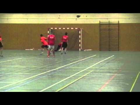 MATCH DE FOOT EN SALLE