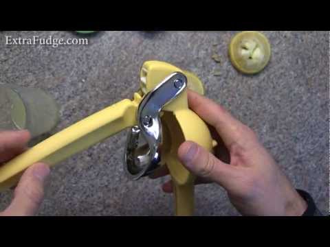 Chef'n FreshForce Citrus Press/Juicer Review