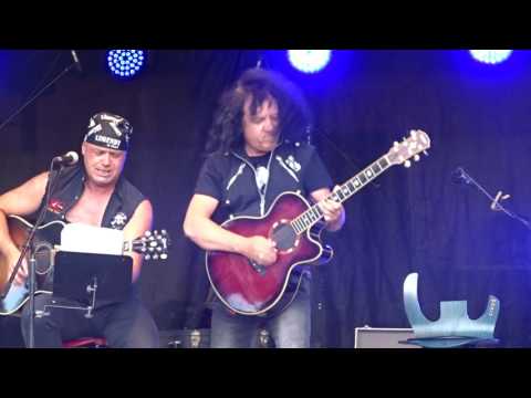 Legendy se Vrácí - Another brick in the Wall - Slezská noc 2017