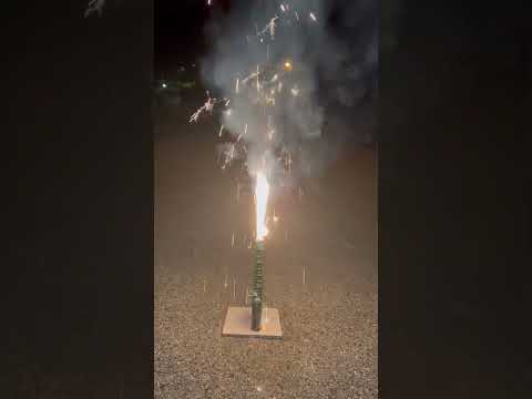 Bengalo Grün von Lesli in F1🤩🧨#fireworks #pyrotechnica #pyro #fire #feuerwerk