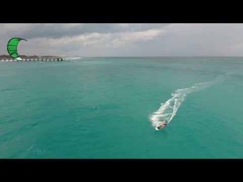 Drone footage of surf at Juno Beach