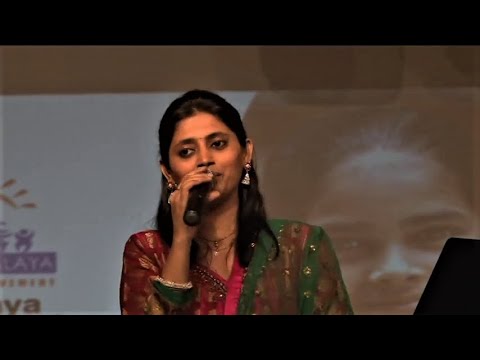 Raat Bhi Hai Kuchh Bhigi Bhigi*MUJHE JEENE DO*Sangeeta Melekar*