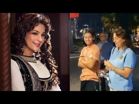 Turkish Ice-Cream Vendor Charms Juhi Chawla | Bollywood Actress | Tricks | Latest Video