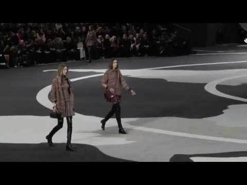 Chanel Fall-Winter/2013-14 ©Showbit.com