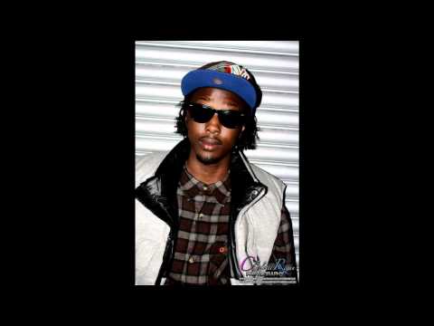 iCon (@imiCon) - Stick Around Freestyle (Produced By Dot Rotten) (October 2010)