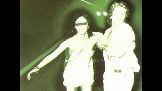 Download lagu Robert Palmer - Sailing Shoes - Hey, Julia - Sneaking Sally mp3