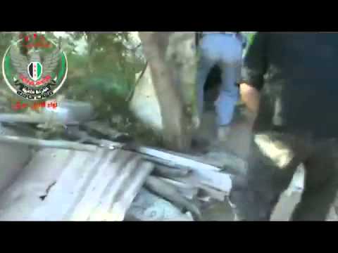 انتشار مقاتلي الفرقة الثانية - قوات خاصة قبل المشاركة في المعارك في السيدة زينب في محافظة ريف دمشق