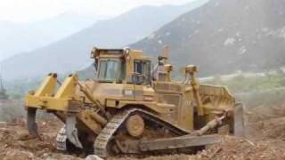 CAT D9R ripping