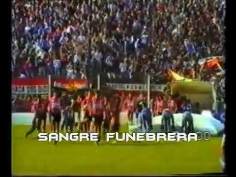 "Hinchada de Chacarita Jrs - Temporada 1993-94 - PARTE 3" Barra: La Famosa Banda de San Martin • Club: Chacarita Juniors