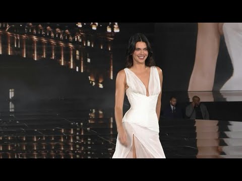 Video Thumbnail: Stars walk runway for L'Oreal show during Paris Fashion Week | AFP