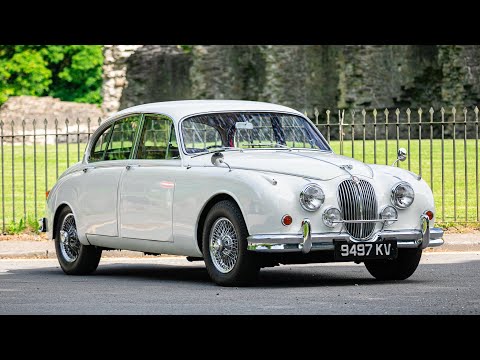1961 Jaguar Mk2 3.8 Saloon (Automatic)