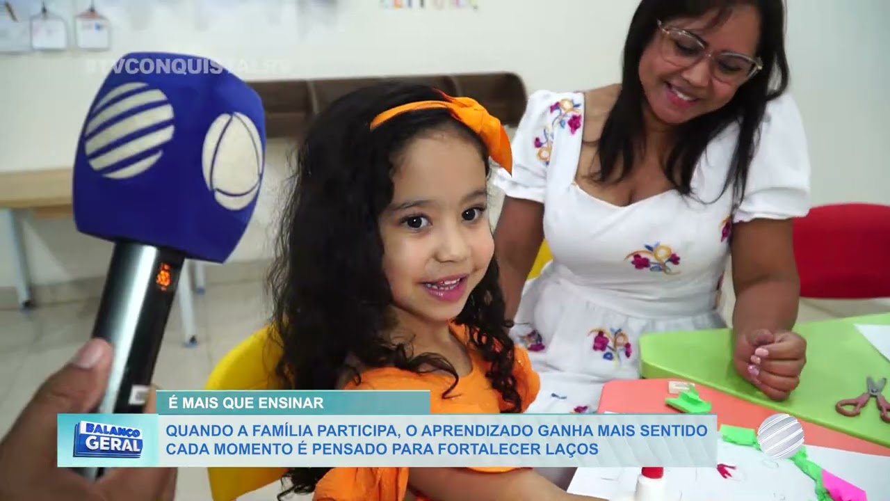 O projeto família na escola levou pais e mães a estar mais perto dos filhos em sala de aula, numa demonstração de afeto e carinho.