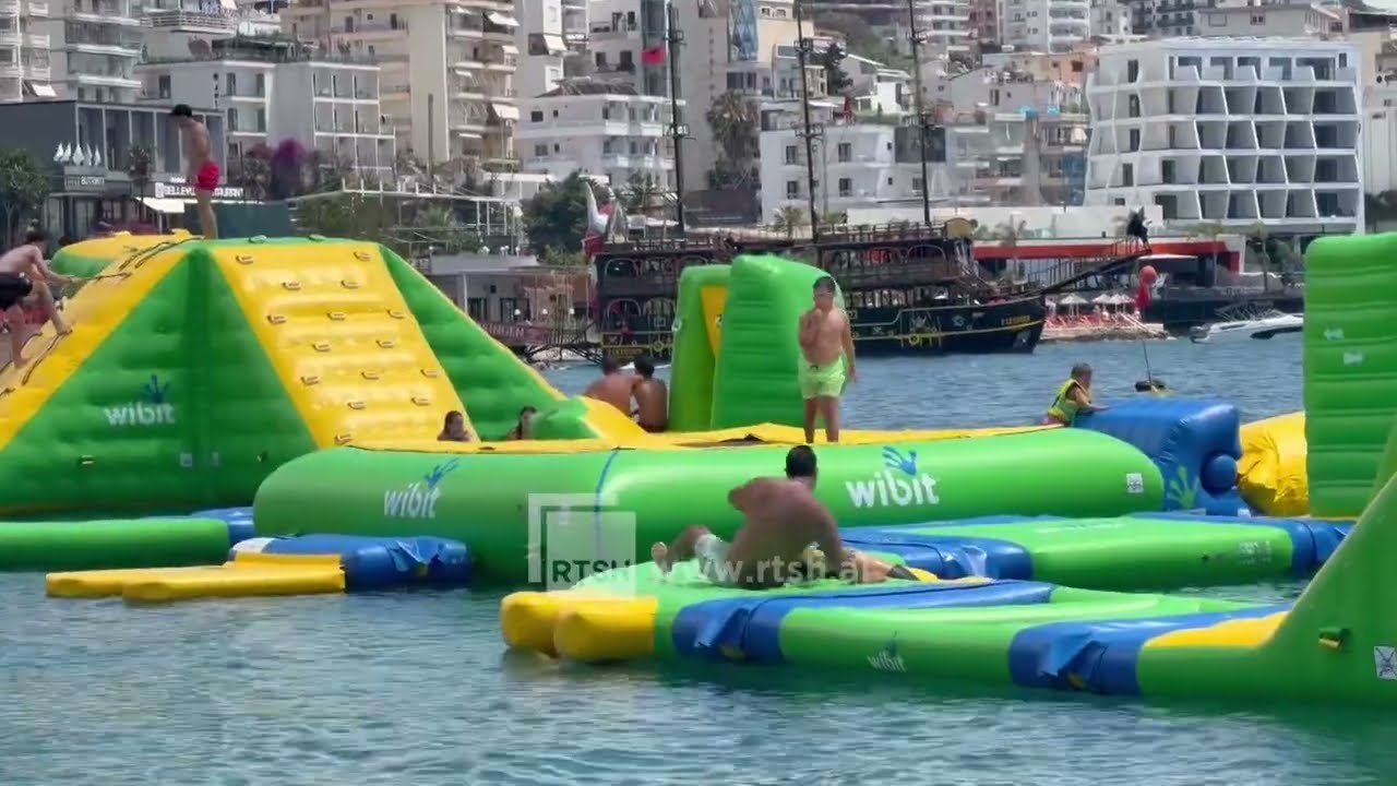 Plazhet në Sarandë të pajisura me roje bregdetare, gati të presin pushuesit
