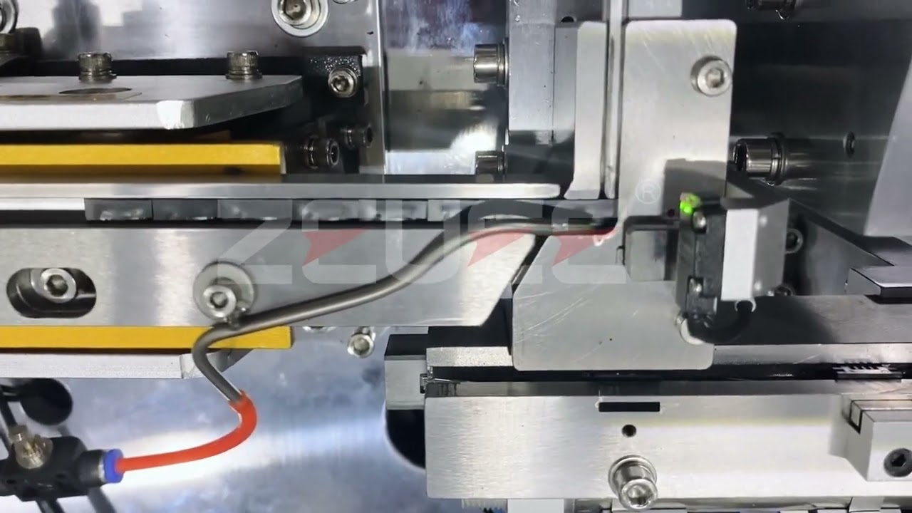 Custom plastic components electric connector terminal automatic assembly machine