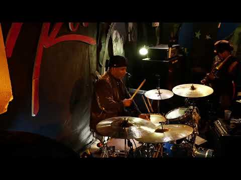 Melvin Taylor & The Slack band - Live at Rosa's Lounge - Chicago 10/15/21