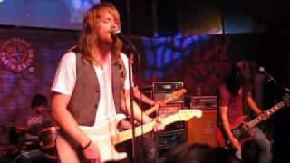 Headlights - The Classic Crime