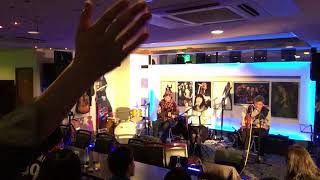 How crazy are you - meja cover sagawa