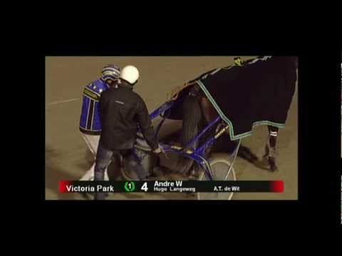 2011 Breeders Crown Hengsten en Ruins A - Andre W (Hugo Langeweg)